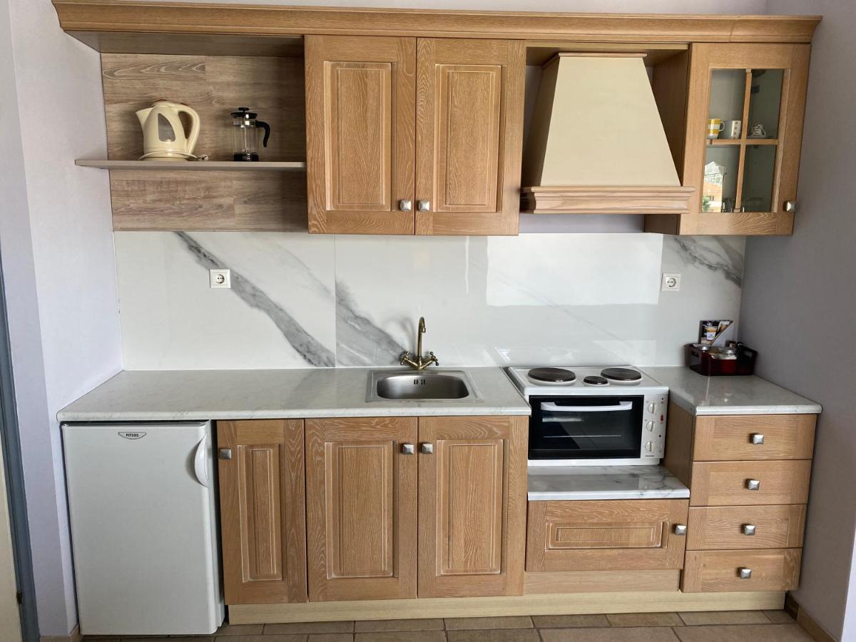 Myral Guesthouse Нафплион Экстерьер фото