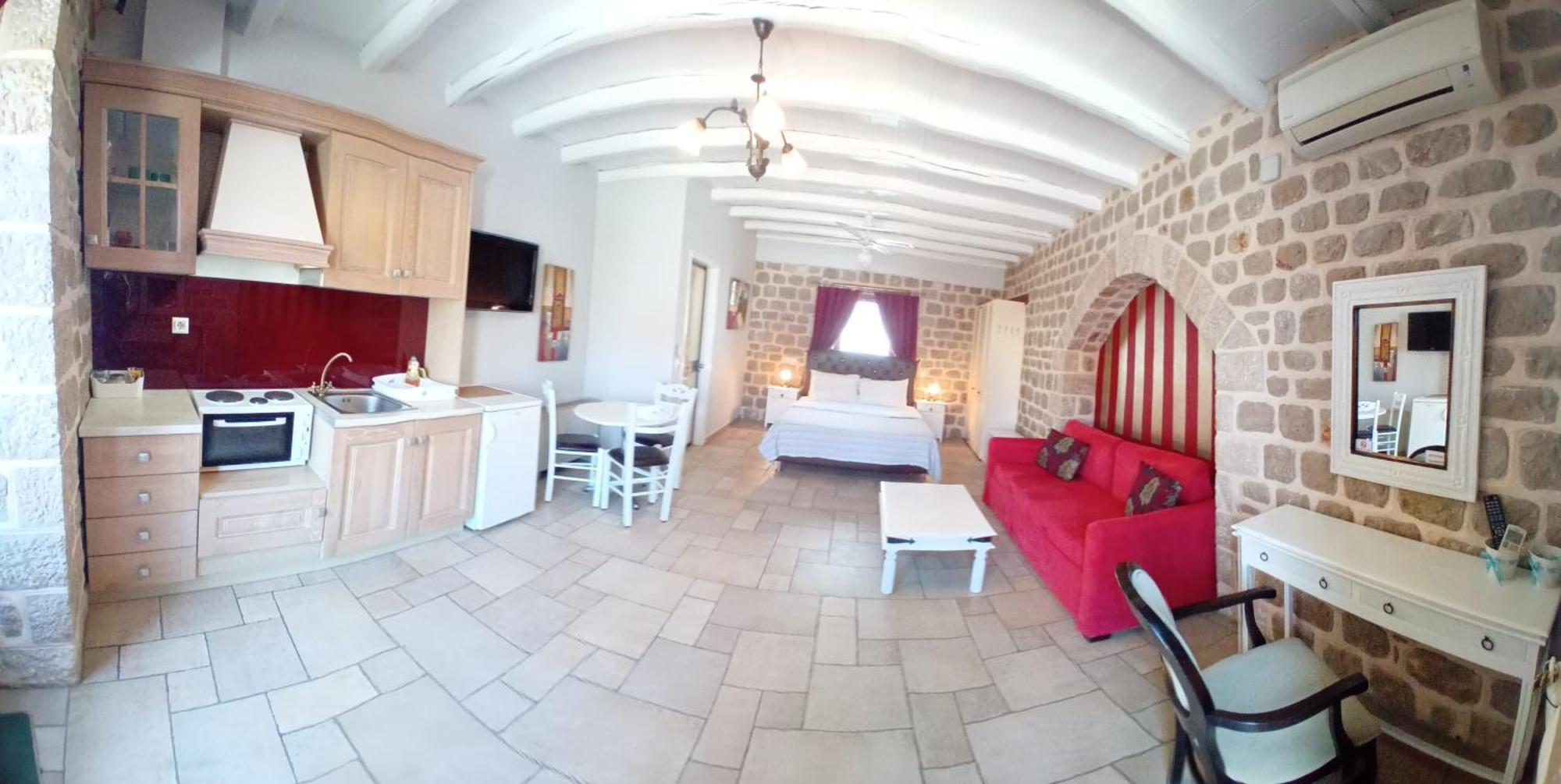 Myral Guesthouse Нафплион Экстерьер фото
